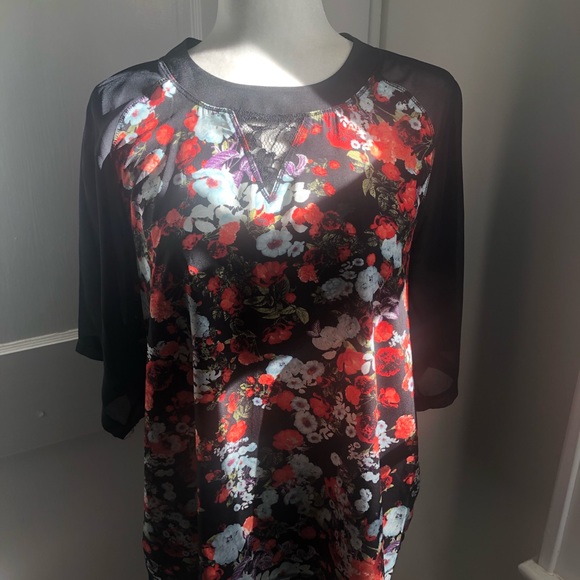 BCBGeneration Black Sheer Top w/Floral Front Sz. Large - Picture 1 of 6